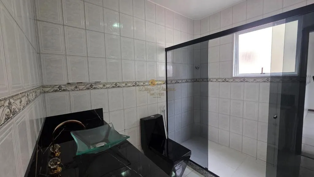 Imagem Casa em Condomínio para Venda em Teresópolis / RJ no bairro Albuquerque