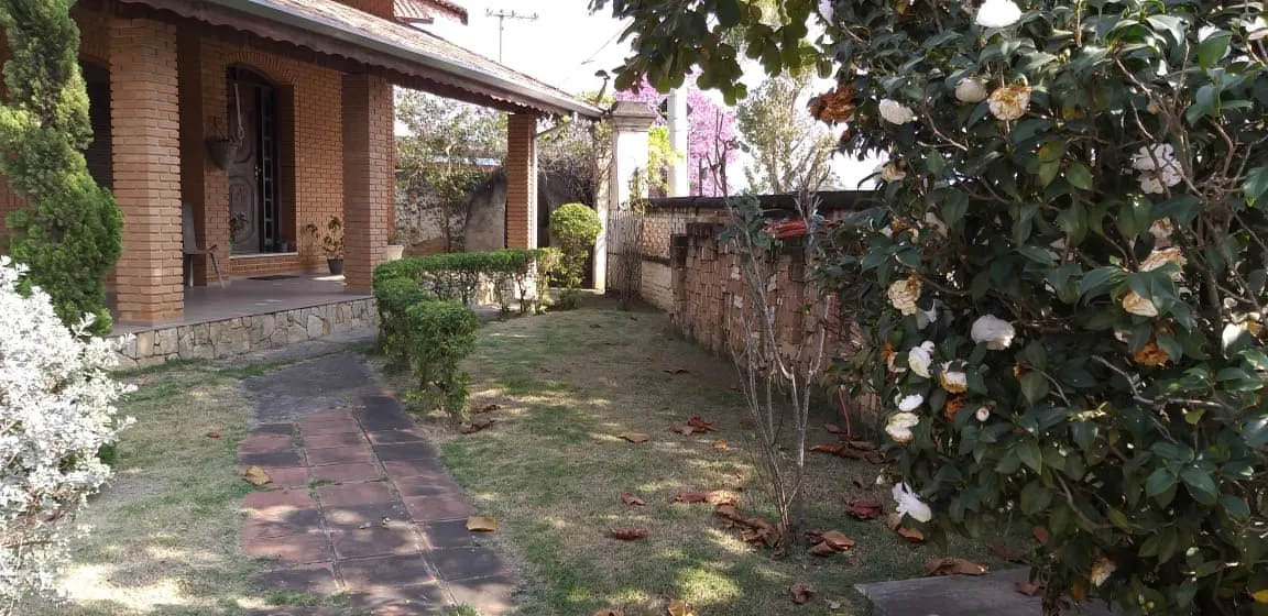 Imagem Casa à venda e locação 3 Quartos, 8 Vagas, Centro, Tremembé - SP