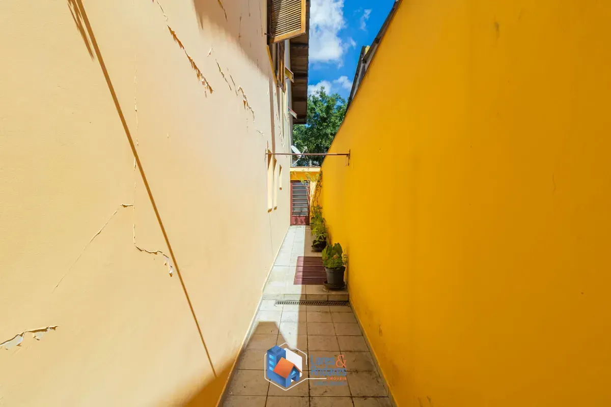Imagem Sobrado para venda em Vila Romero com 3 quartos, sendo 1 suíte, 177m²