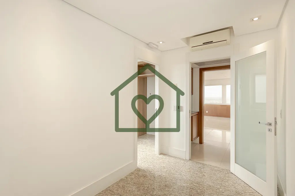 Imagem Cobertura Triplex com 3 dormitórios, sendo 2 suítes e gabinete + Terraços, Sauna e Fitness privat...