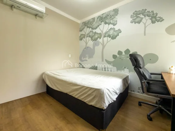Imagem Casa de Condomínio à venda na Chácara da Barra em Campinas!!

No térreo, ampla sala para 2 ambie...