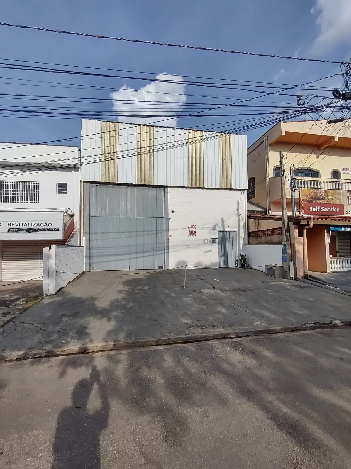 Imagem Galpão para Alugar no Jd. Carolina Éden, Sorocaba - 300m² de Terreno e 320m² de Área Construída
