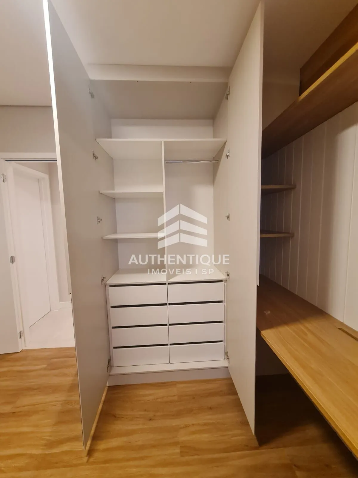 Imagem LEVEL ALPHAVILLE - Apartamento à venda em Barueri/SP