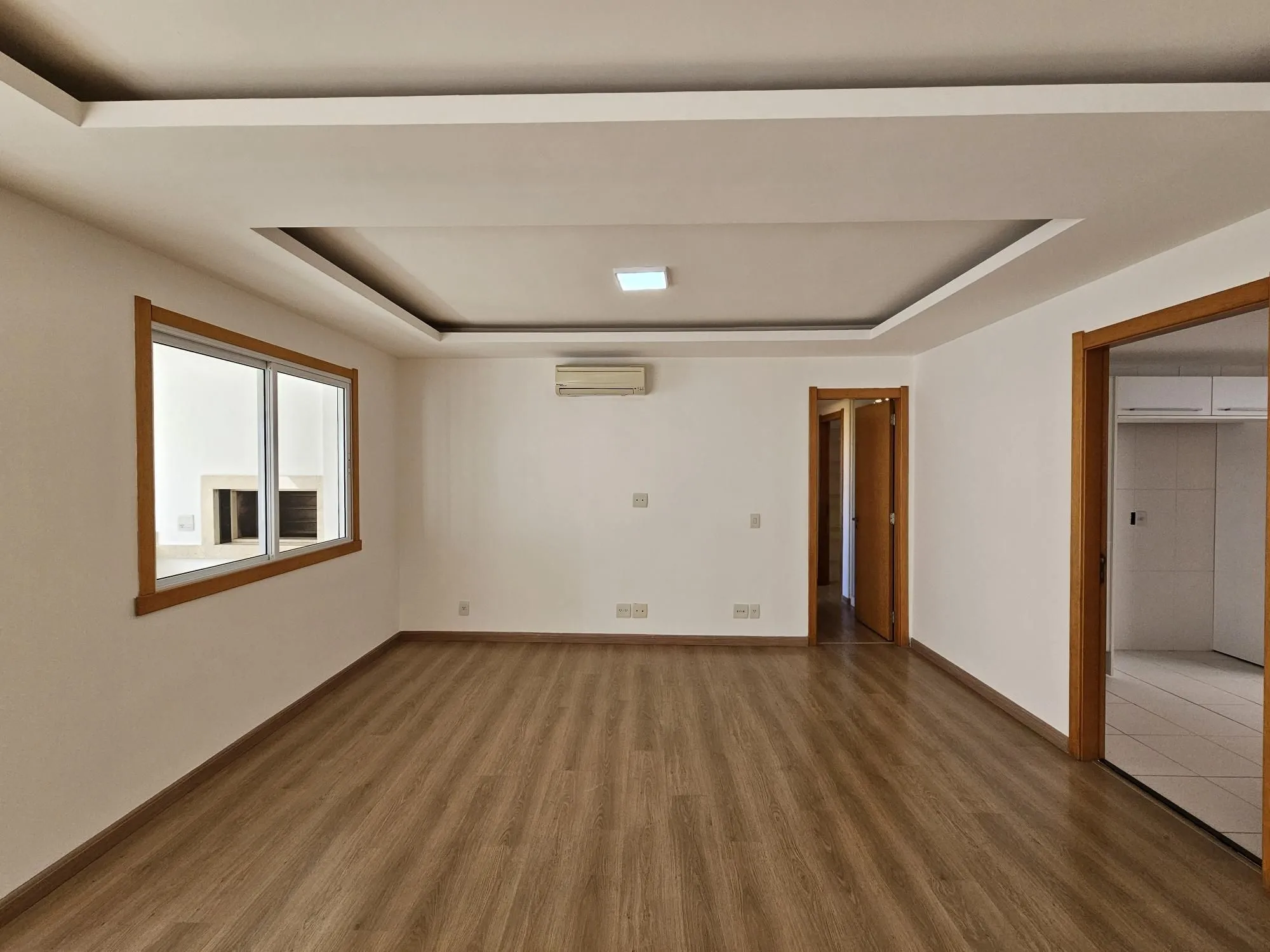 Imagem Apartamento 3 suítes na frente do Parque Germânia