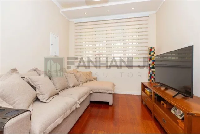 Imagem Imperdível oportunidade: Casa à venda em São Paulo-SP, Vila Romana, 4 quartos, 1 suíte, 6 salas, 6 banheiros, 2 vagas, 390m².