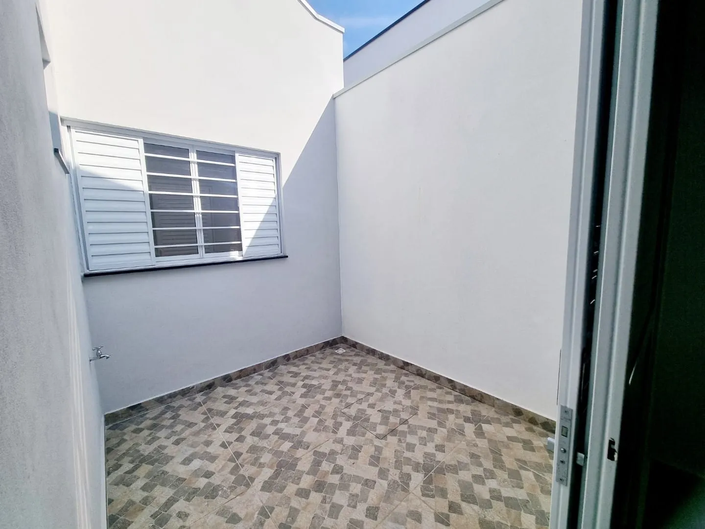 Imagem Casa à venda 3 Quartos, 1 Suite, 2 Vagas, Crispim, Pindamonhangaba - SP