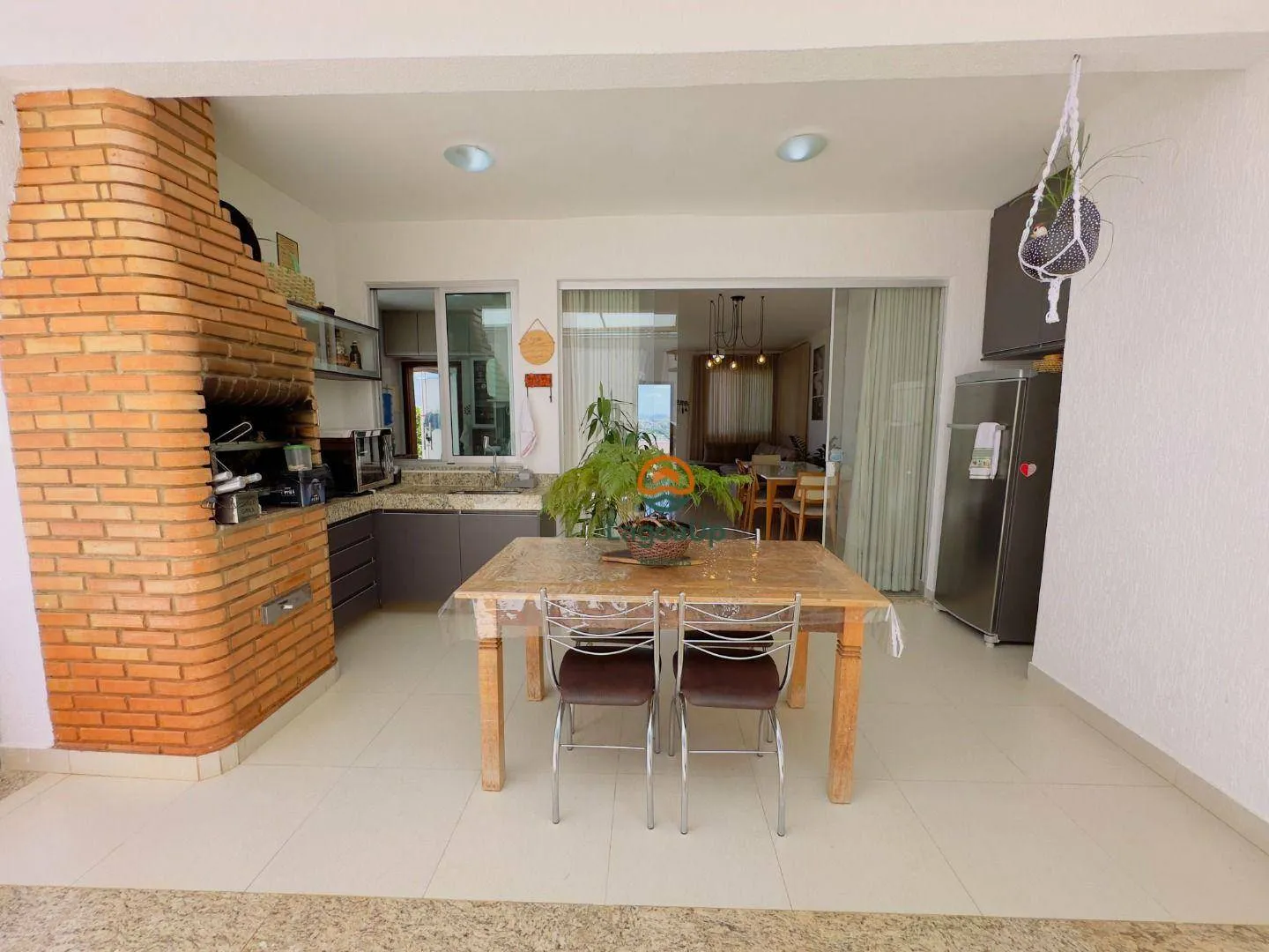 Imagem Casa com 3 dormitórios à venda, 155 m² por R$ 950.000,00 - Condomínio Quintas do Altíssimo - Lagoa Santa/MG