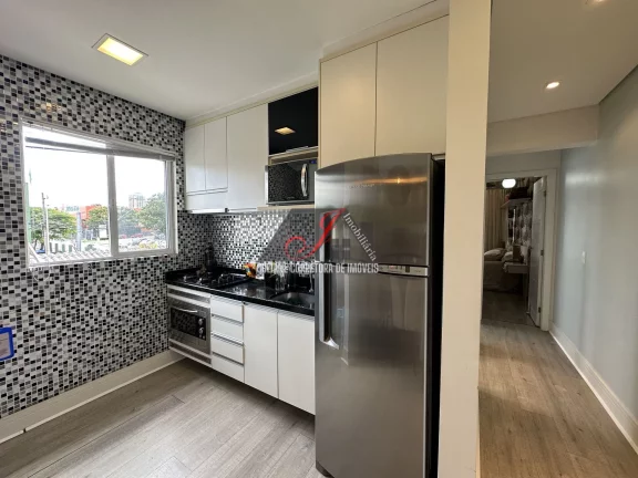 Imagem Apartamento mobiliado para venda, bairro Capão Raso em Curitiba/PR.