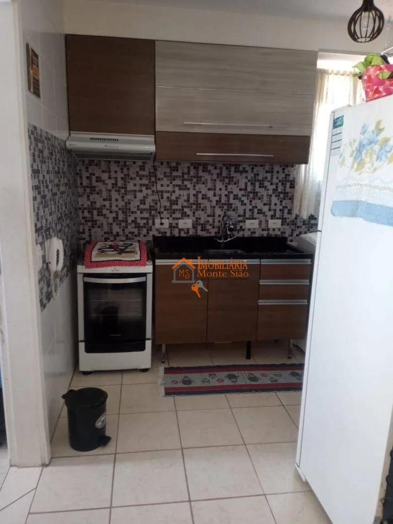 Imagem Apartamento com 2 dormitórios à venda, 46 m² por R$ 200.000,00 - Jardim Nova Cidade - Guarulhos/SP