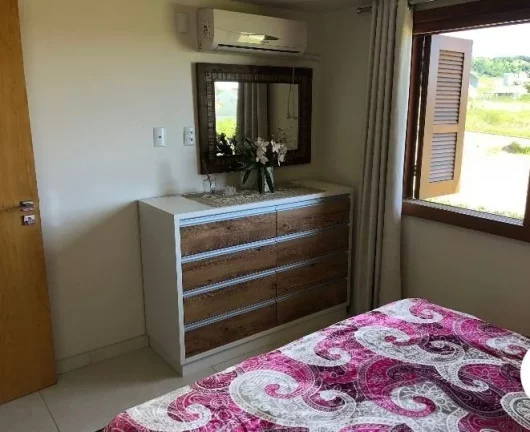 Imagem Casa de alto padrão em Garopaba-SC: conforto, privacidade e localização privilegiada!