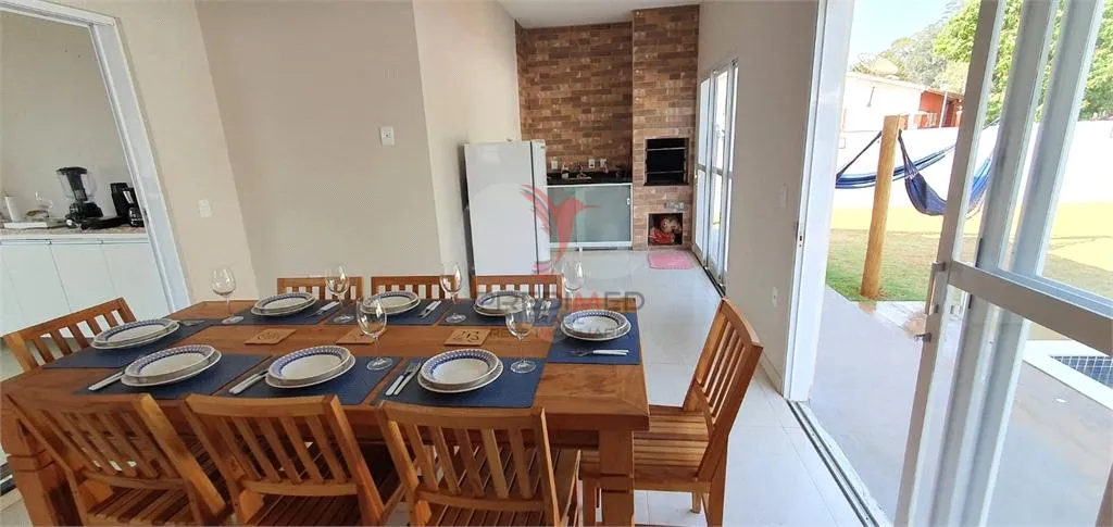 Imagem Sobrado de 199m² no bairro Área Rural De Águas De Santa Bárbara, em Águas de Santa Bárbara