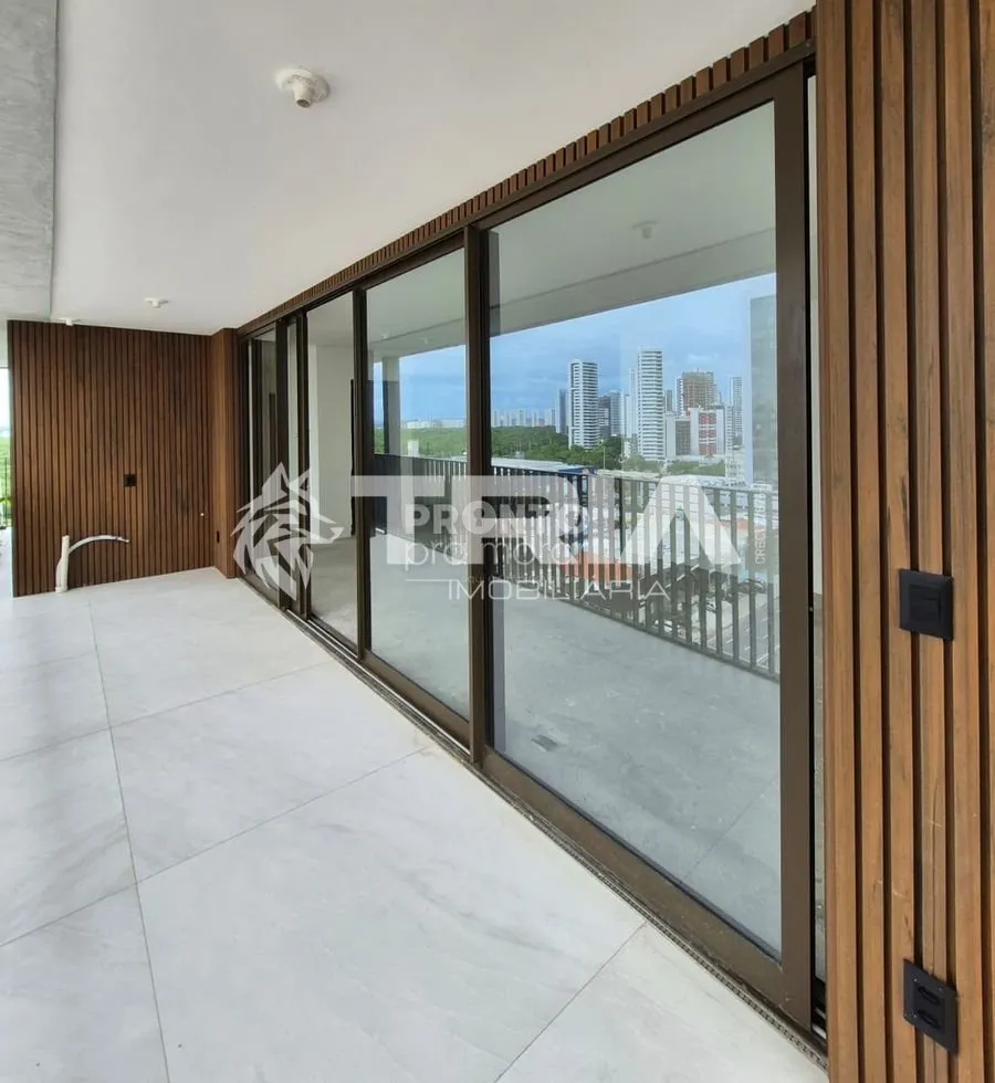 Imagem Apartamento de 2 quartos, 108m² no bairro Boa Viagem, em Recife