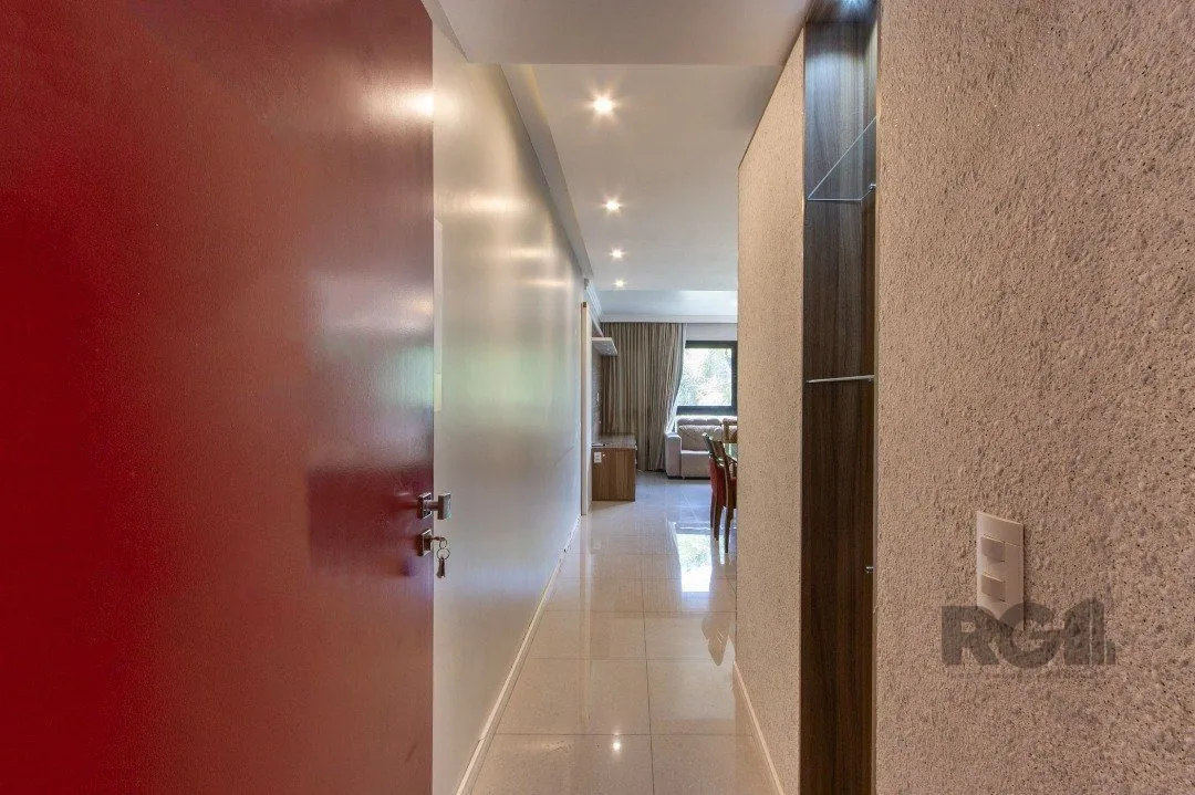 Imagem **Apartamento Residencial com 3 Quartos e 3 Banheiros em Camaquã, Porto Alegre, RS**