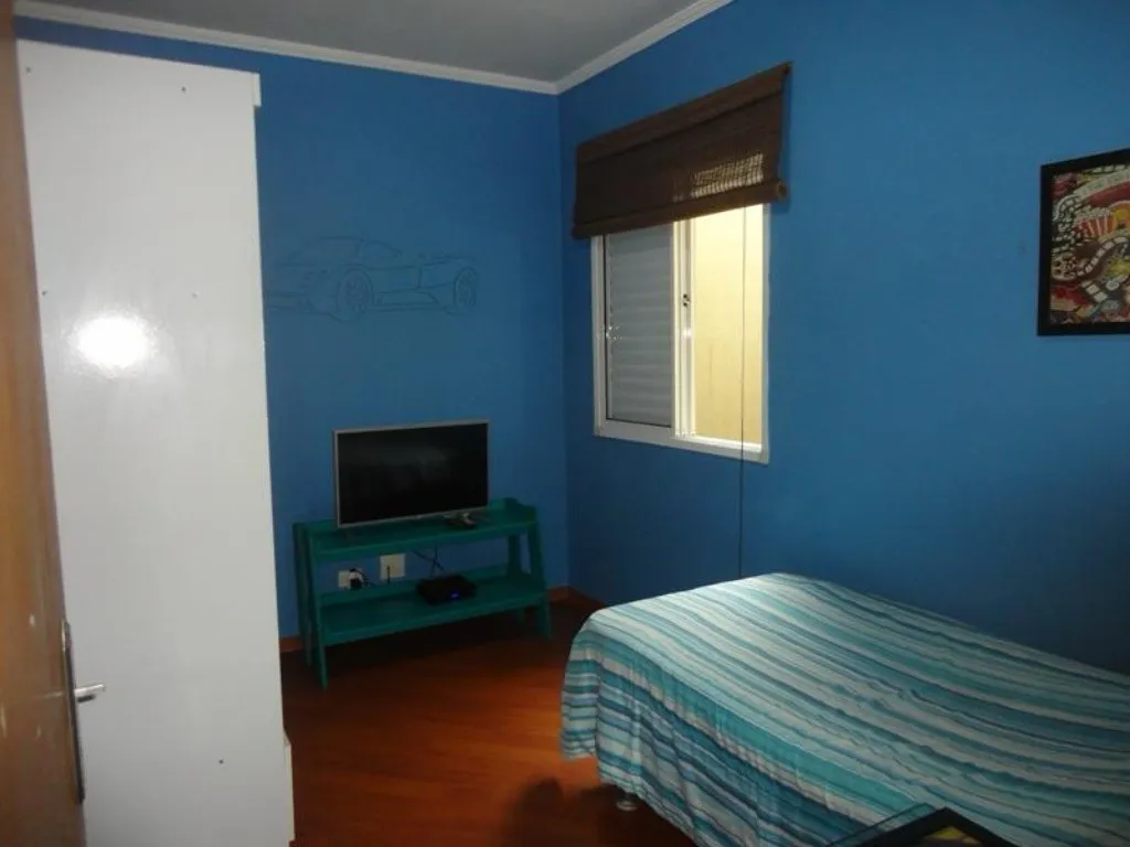 Imagem Sobrado para locação em São Bernardo do Campo-SP, bairro Demarchi: 3 quartos, 1 suíte, 3 banheiros, 4 vagas, 236m².