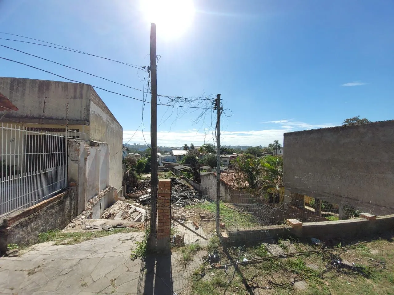 Imagem Excelente terreno à venda no bairro Partenon, com 715 m² de área total 11x 65