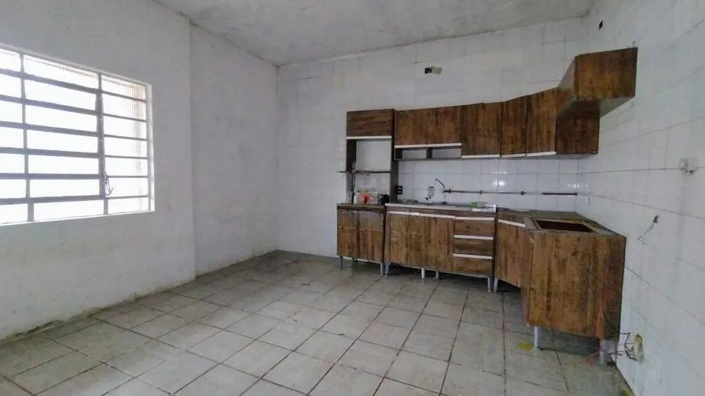 Imagem Casa de 2 dormitórios à venda no Bairro Chapéu do Sol - Porto Alegre