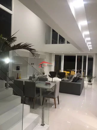 CASA DE ALTO PADRÃO EM VILLAS DO ATLÂNTICO em Avenida Praia de Mucuripe