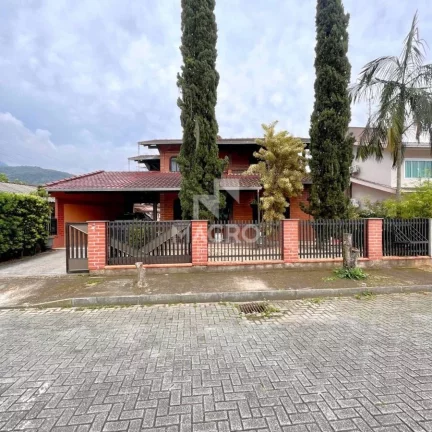 Imagem Casa com Amplo Terreno | Ilha da Figueira | 165m²
