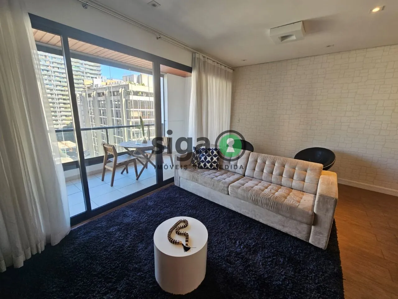 Imagem Apartamento mobiliado para alugar no Condomínio Limited Funchal