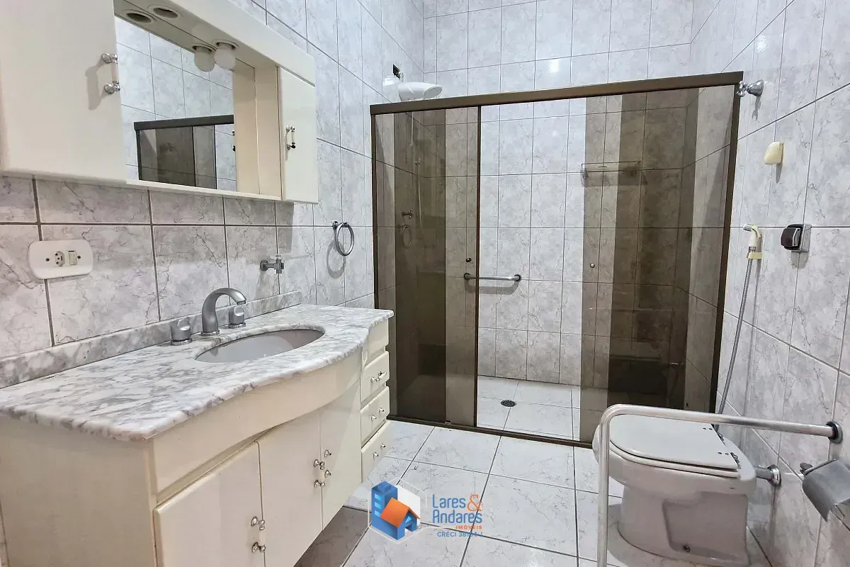 Imagem Sobrado para venda em Jardim São Paulo(Zona Norte) com 2 quartos, 254m²