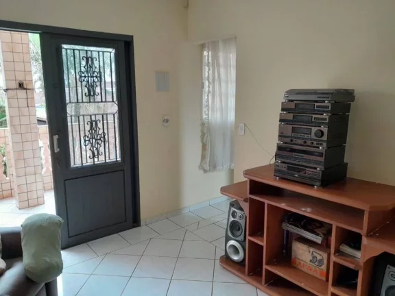 Imagem Sobrado com 3 dormitórios à venda, 180 m² por R$ 750.000,00 - Jardim Quietude - Praia Grande/SP