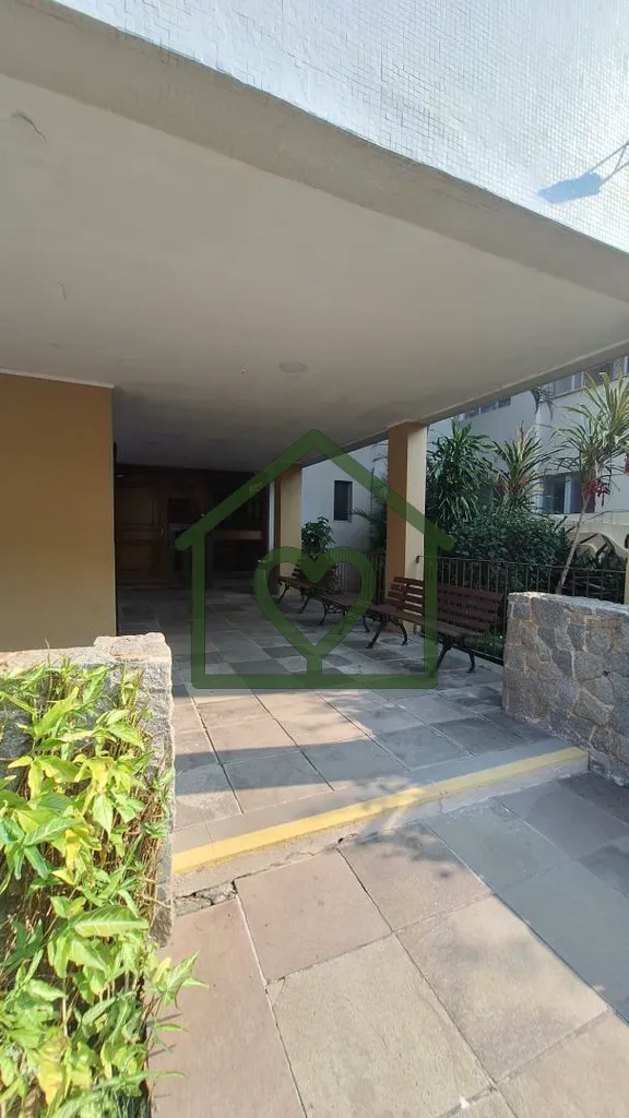 Imagem A/J BROKERS VENDE NO BAIRRO RIO BRANCO ? PORTO ALEGRE 
 Excelente Apartamento em andar alto, com vis...