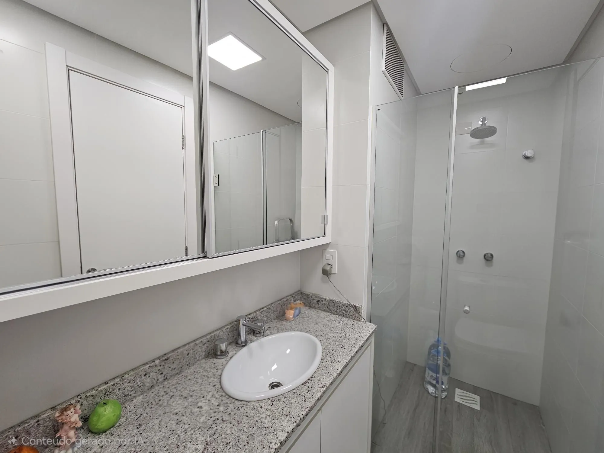 Imagem APARTAMENTO MOBILIADO | ÚLTIMO ANDAR