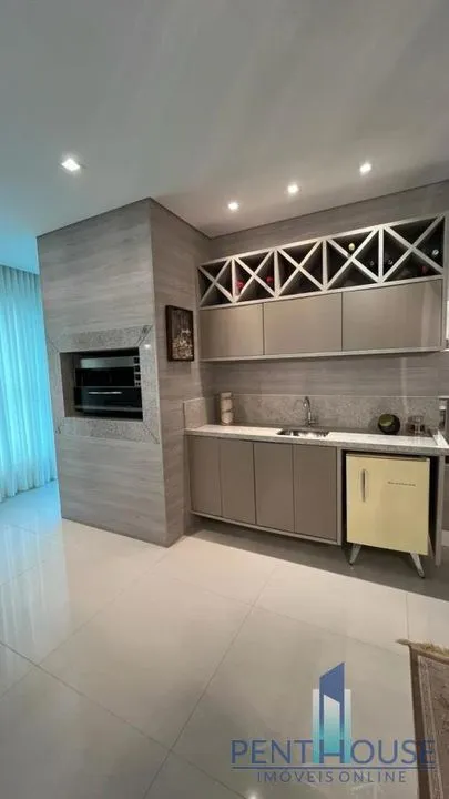 Imagem Apartamento Zona Central para Venda em Balneário Camboriú, CENTRO, 4 dormitórios, 4 suítes, 5 banheiros, 3 vagas