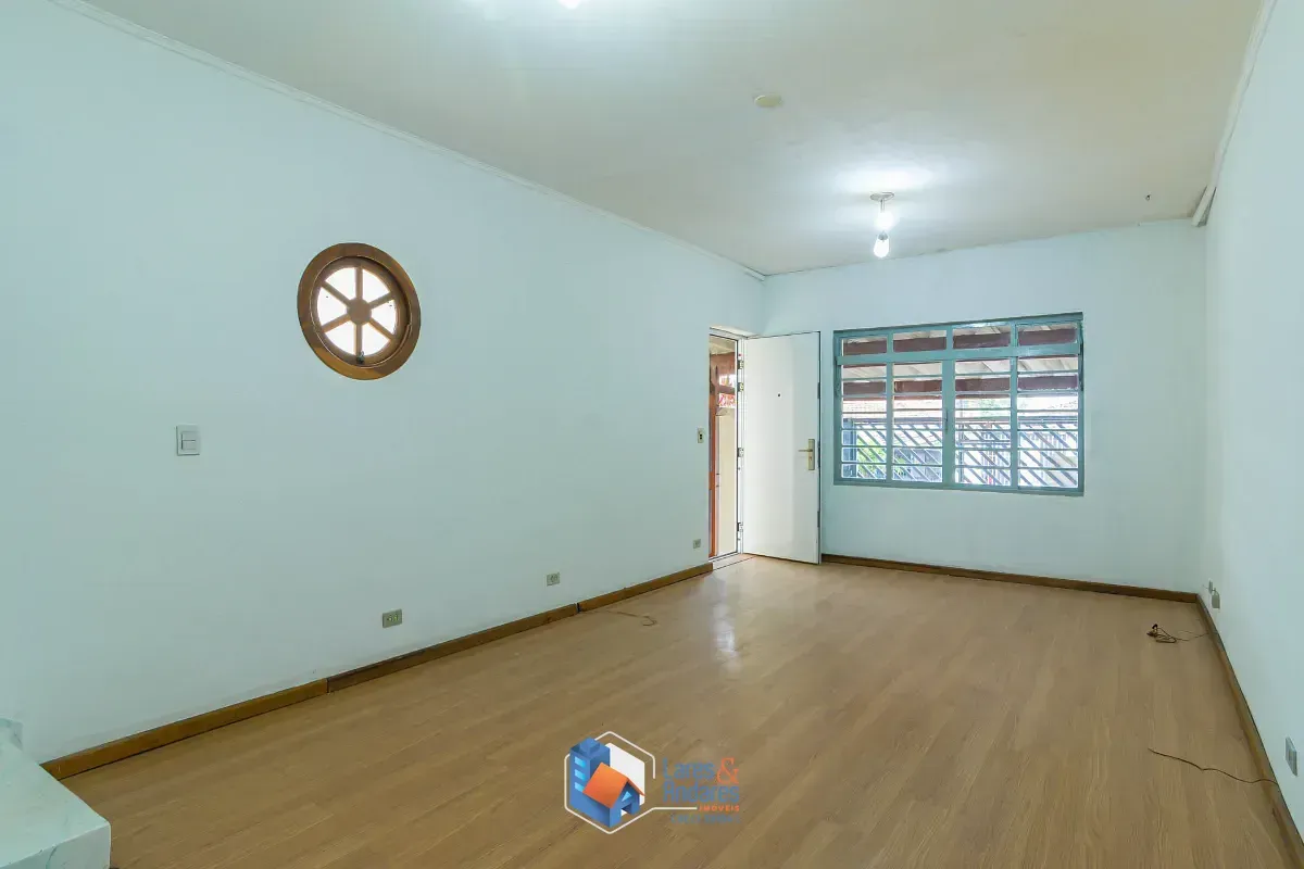 Imagem Casa para venda em Jardim Rosa Maria com 3 quartos, 130m²