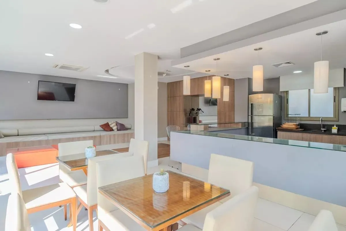 Imagem Apartamento mobiliado de 3 quartos com suíte, 2 vagas e lazer completo para sua família