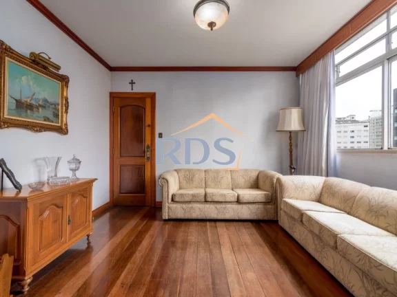 Imagem Oportunidade ! Apartamento 190 m² ! 03 dormitórios 01 suíte 01 dormitório com varanda. Próximo metrô Oscar Freire