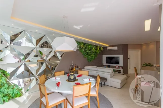 Imagem Apartamento Decorado 3 Suítes e 3 Vagas no coração de Balneário Camboriú
