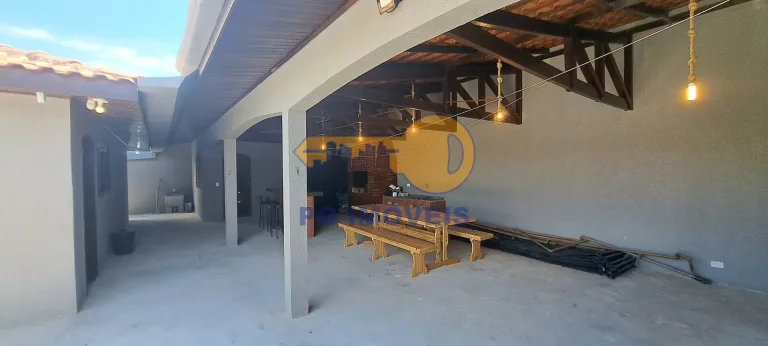 Imagem RESIDENCIA PARA 13 PESSOAS A 700M DO MAR