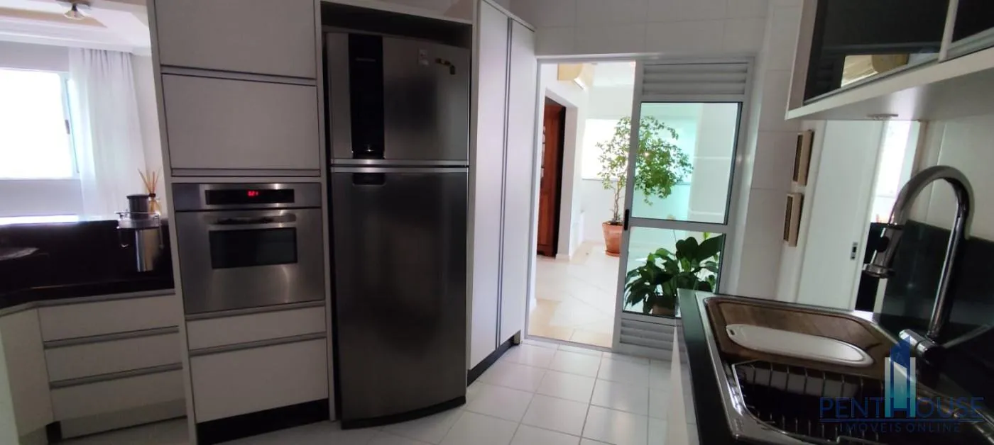 Imagem Apartamento Zona Central para Venda em Balneário Camboriú, CENTRO, 3 dormitórios, 2 suítes, 3 banheiros, 2 vagas