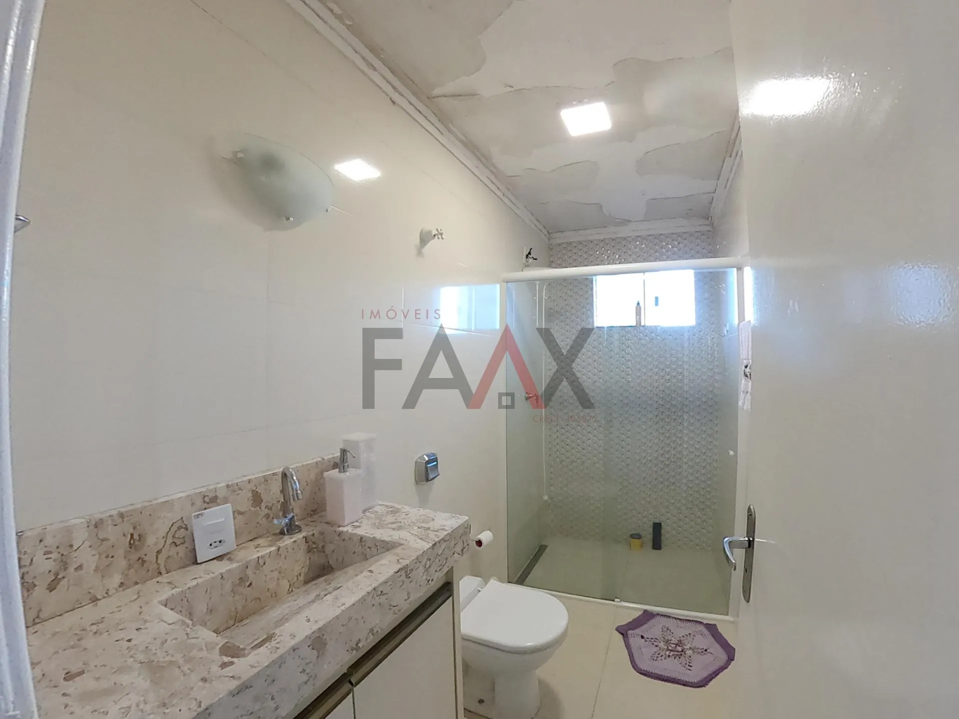 Imagem Casa à venda com amplo terreno, Bairro Alto da XV, GUARAPUAVA - PR