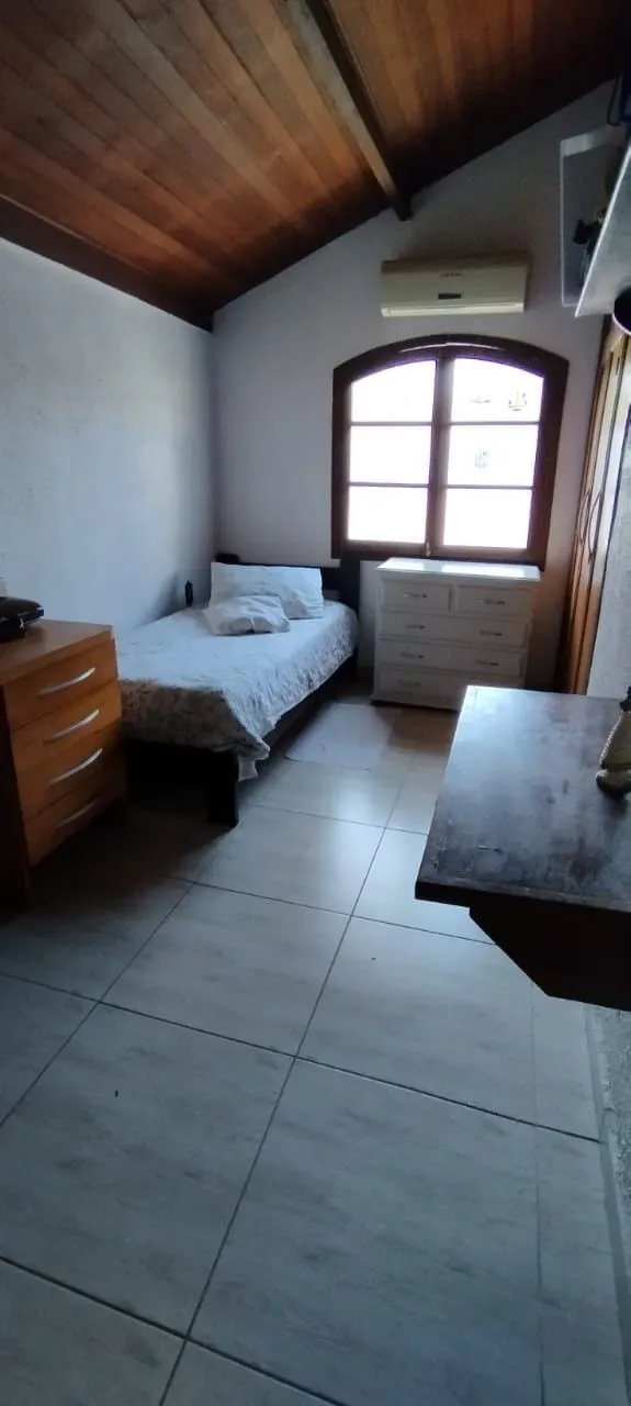Imagem Condomínio Village Paineiras - Casa Estilo Colonial