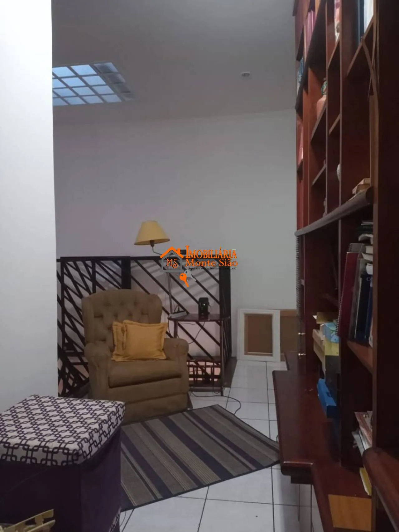 Imagem Sobrado com 3 dormitórios à venda, 256 m² por R$ 1.200.000,00 - Vila Augusta - Guarulhos/SP