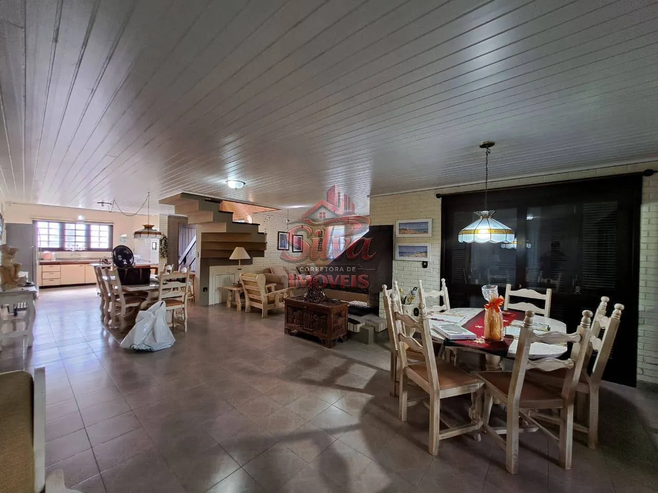 Imagem Casa alto padrão 5 dormitórios com quiosque a 300m do mar