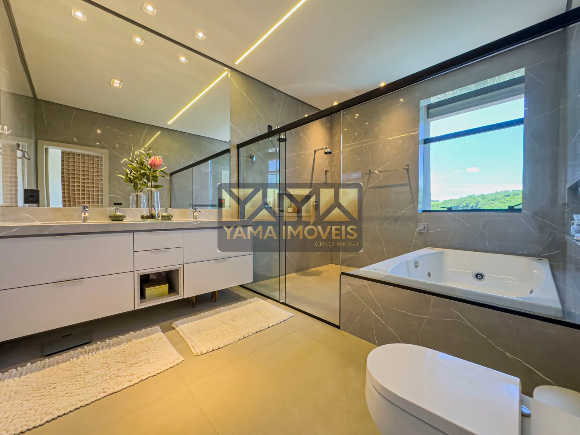 Imagem Casa Alto Padrão em Residencial e Empresarial Alphaville, Ribeirão Preto/SP