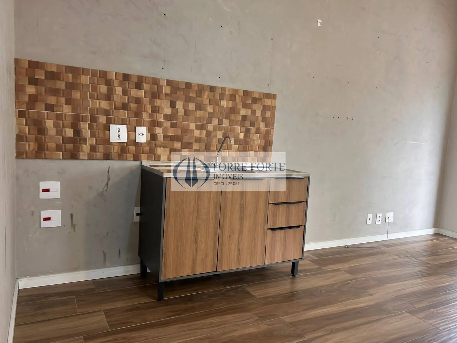 Foto do imóvel Lindo Studio com 1 vaga de garagem , Varanda na Penha . em Avenida Amador Bueno da Veiga