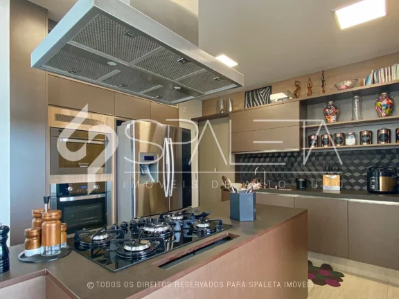 Imagem Mansão elevada, mobiliada, decorada e com vista fabulosa para a Serra do Japi à venda no Grand Garden Residence