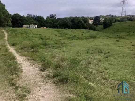Foto do imóvel Chácara cercada, área de pasto, luz, água, com 21.685,00 m² em São José dos Pinhais - PR