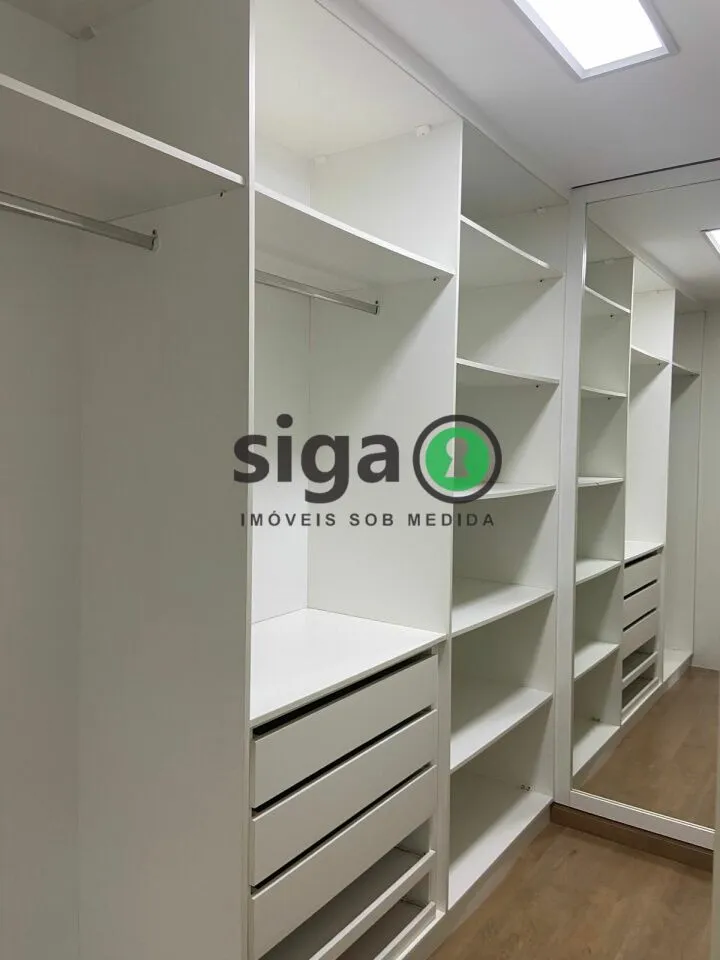Imagem Apartamento na Vila Andrade de 3 Quartos com 2 Vagas - 132m² à Venda.