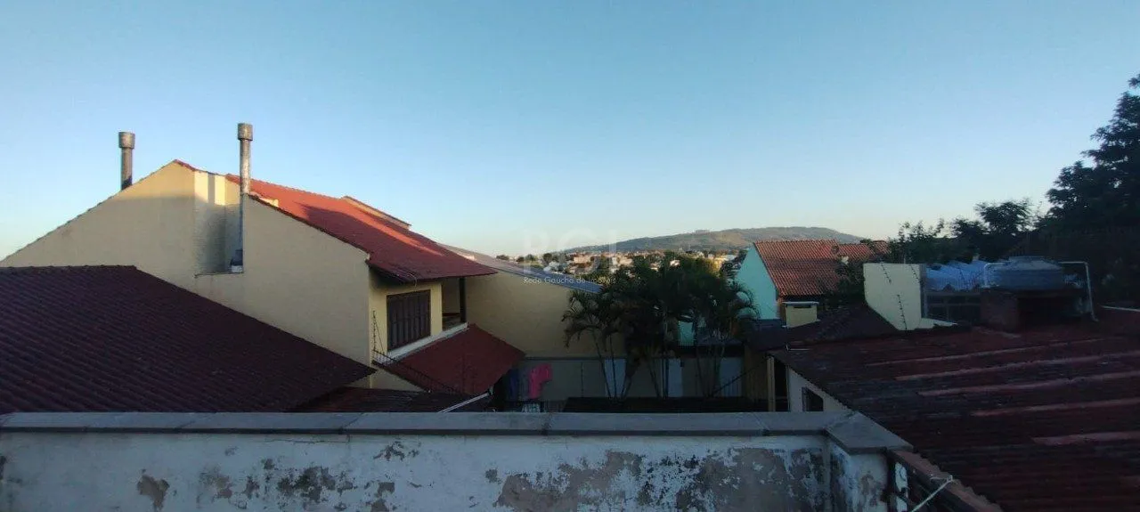 Imagem Casa de 4 dormitórios no bairro Parque Santa Fé