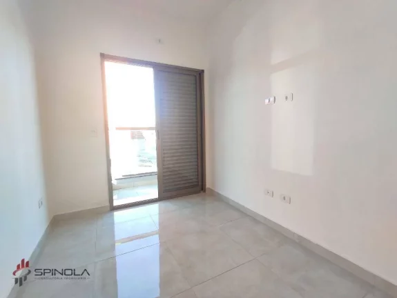 Imagem Casa com 2 dormitórios à venda, 68 m² por R$ 350.000,00 - Maracanã - Praia Grande/SP
