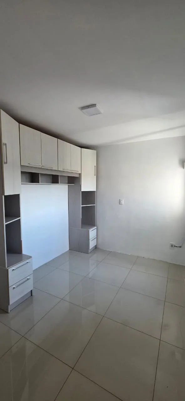 Imagem APARTAMENTO SEMIMOBILIADO À VENDA EM CANOAS