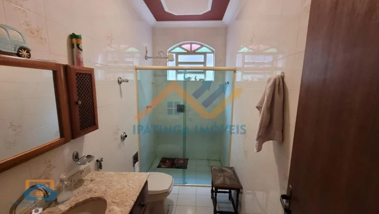 Imagem Casa com Lote grande no Bairro Veneza - Ipatinga