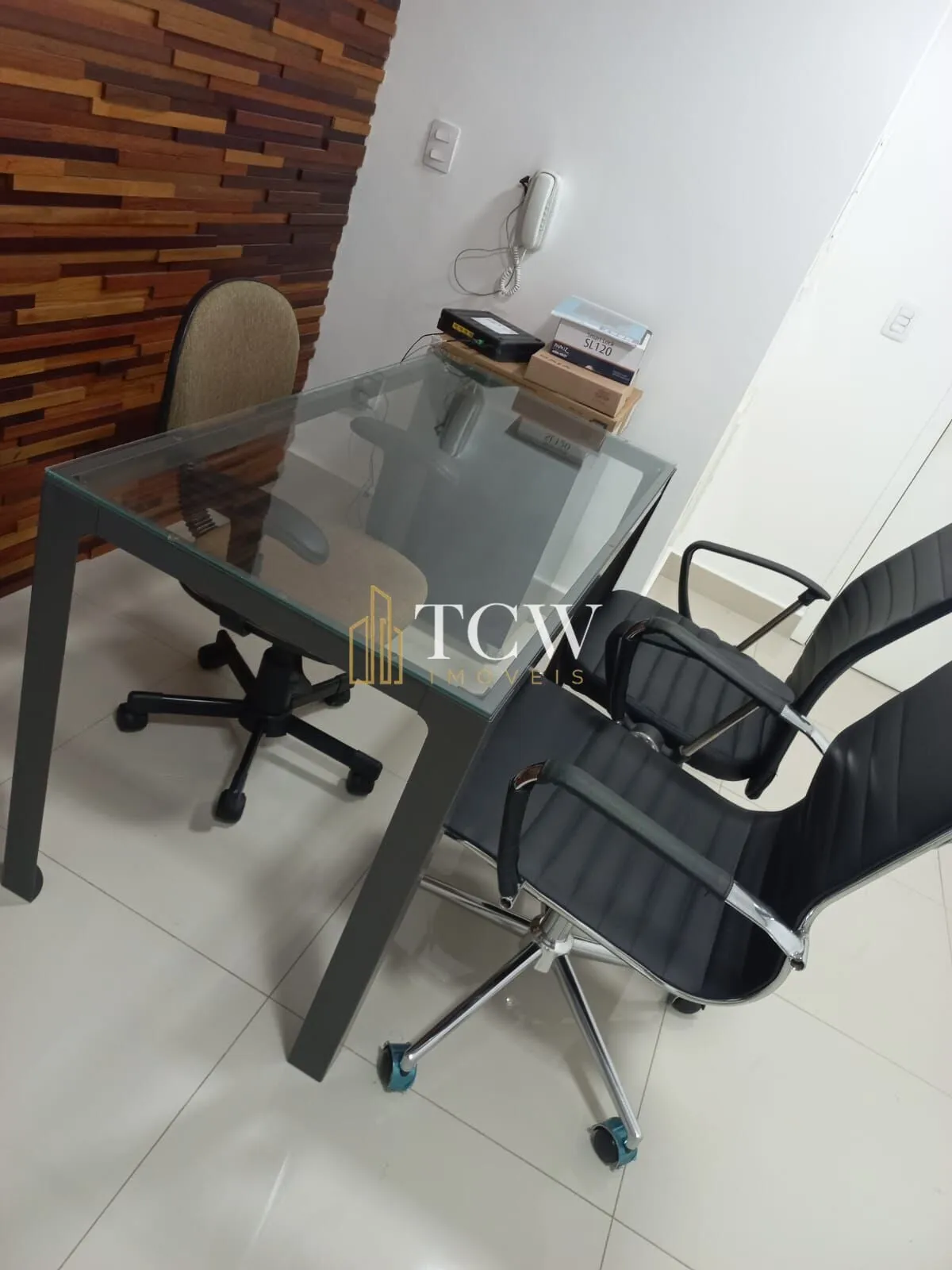 Imagem Sala Comercial para Locação na Liberdade | 43 m² | Mobiliada | 1 Vaga | São Paulo/SP