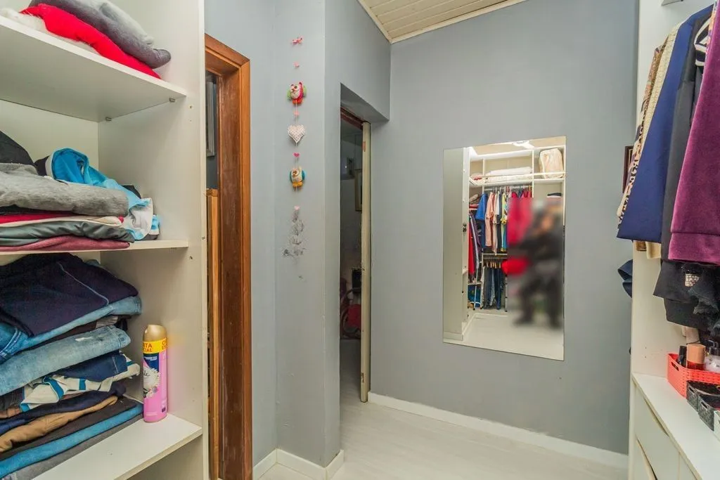 Imagem CASA 03 dormitórios, 2 suítes, 216m² privativos com piscina no BAIRRO MEDIANEIRA