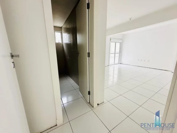 Imagem Apartamento Frente Mar para Venda em Balneário Camboriú, CENTRO, 4 dormitórios, 2 suítes, 5 banheiros, 2 vagas